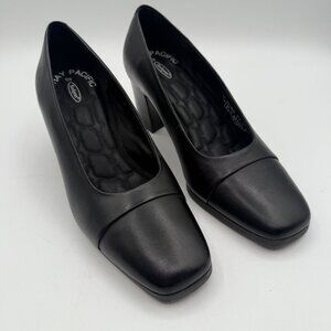 Cathay Pacific by Rockport Women's Black Leather Square Toe Pump Heels Size 5.5W